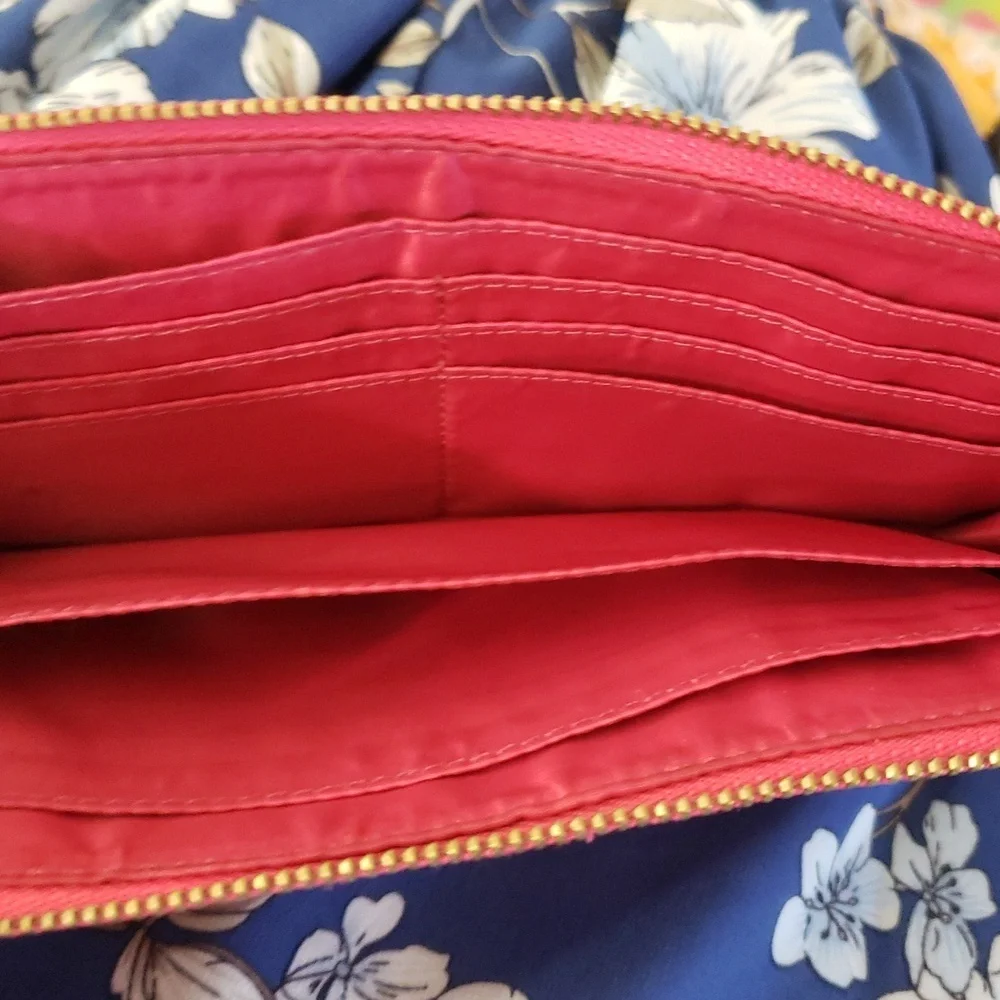 Coach Wristlet – Pretty in pink - Picture 5 of 8